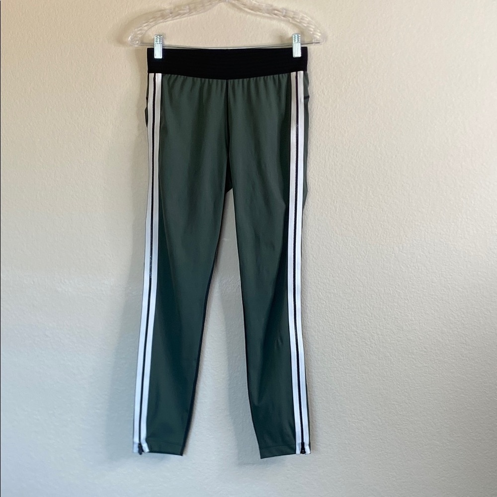 Athleta x Derek Lam 10C women’s green leggings Sz medium EUC